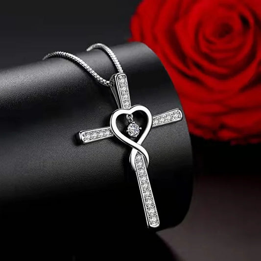 Exquisite Sparkling Crystal Cross Pendant Necklace Ladies Luxury Zircon Thin Chain Necklace For Women Fashion Party Jewelry Gift